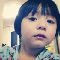 戴眼镜小正太头像