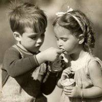 小正太嘟嘴头像