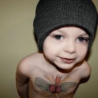 欧美混血小正太头像