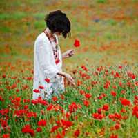 花衣服风景美女头像