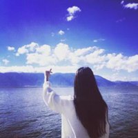 蓝天花草树木风景头像