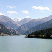 人物头像风景半透明