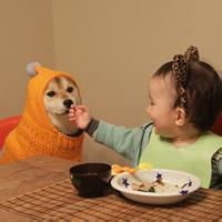 卡通女生抱狗头像