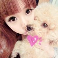 清新美女抱狗头像