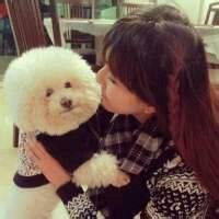 小萝莉抱狗狗头像