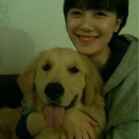 半遮脸抱狗头像