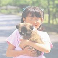 动漫女生抱狗头像