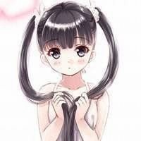 二次元萝莉头像简约