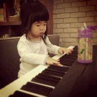 欧美萝莉高清头像女生