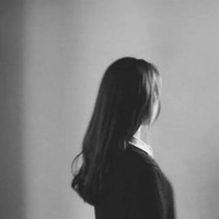 动漫黑色气质萝莉头像