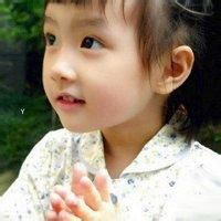 粉红色漫画小萝莉头像