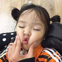 短发可爱小萝莉头像