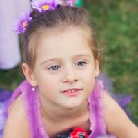 满脸雀斑萝莉做头像