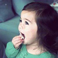 带皇冠小萝莉头像女生