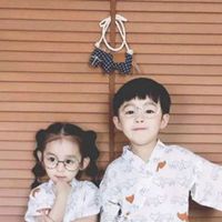 头像可爱小孩扎辫头像