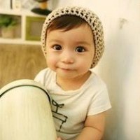 穿背带裤可爱小孩头像