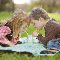 穿多啦A梦可爱小孩头像