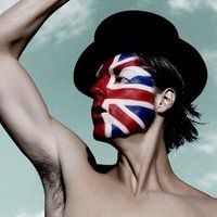 两人用卡通搞怪头像