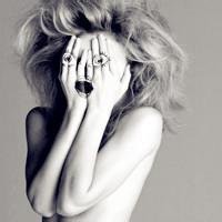 小孩背书包搞怪头像