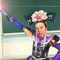 搞怪表情高清头像女