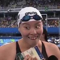 可爱搞怪小女孩头像