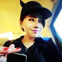 小孩子搞怪嘟嘴头像