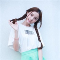 搞怪女生扎辫子头像
