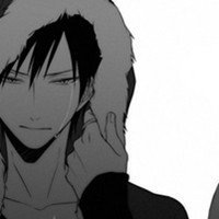 黑白动漫伤感头像女生头像带字