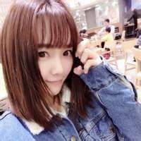 微信头像女生动漫侧面低着头