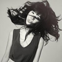 微信个性超悲伤网名女生头像带字