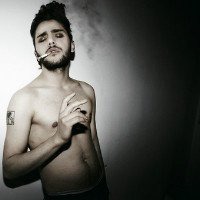 男头像头像悲伤动漫头像带字图片