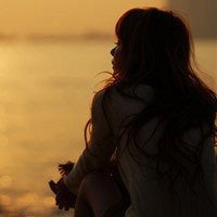 二次元忧郁头像女生 二次元忧郁头像女生