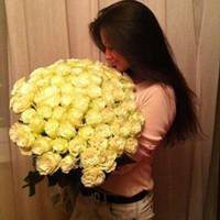 微信头像男生拿玫瑰高清