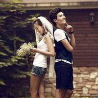 小孩子背靠背头像