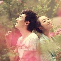 微信情侣头像男女背靠背