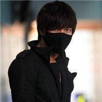 男生微信头像戴口罩黑白头像情侣头像