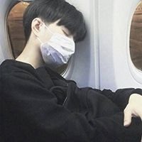 戴口罩帅气动漫男生头像黑白头像男生