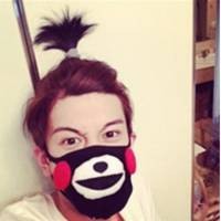 戴口罩帅哥头像