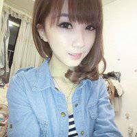 自拍照片当头像女生