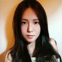 女生自拍作微信头像