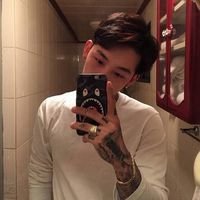 男头像自拍真实照片