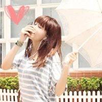 女朋友换了自拍头像