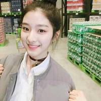 用自拍照当头像男人