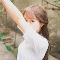 女朋友换了自拍头像