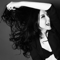 超拽女生霸气背影图片带字头像头像大全