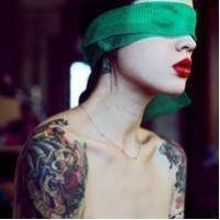 头像黑白超拽女生霸气带字头像