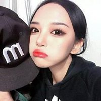 陌陌女生纹身女孩头像