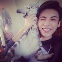 陌陌男生性感头像