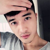 陌陌男生头像带字头像