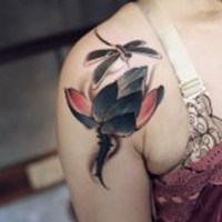 卡通纹身女人小孩头像高清图片